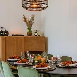 Huswell - Beautiful Apartment With Parking Close To The Sea