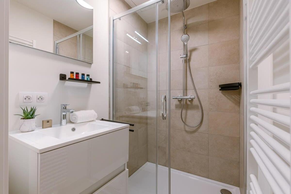 Huswell - Beautiful With Parking Close To The Sea *